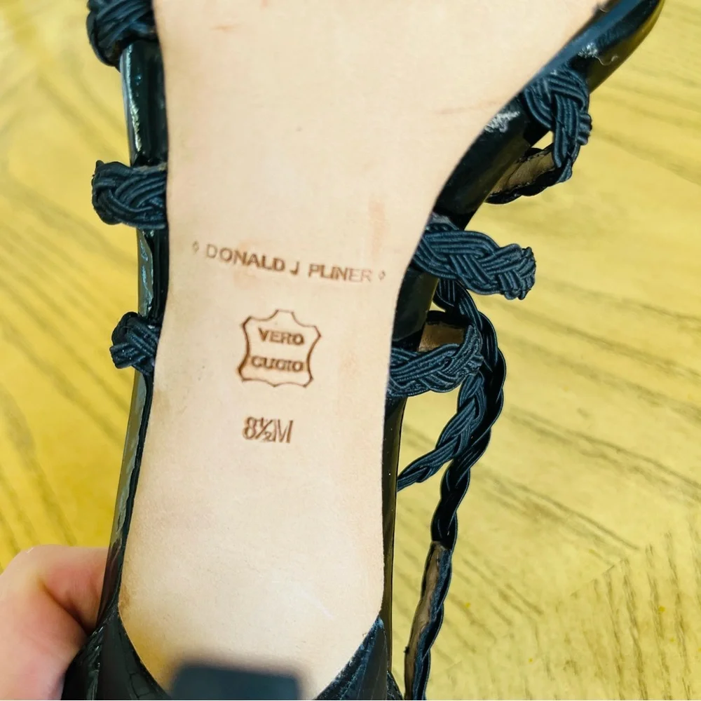 Donald J. Pliner Maura Sandals